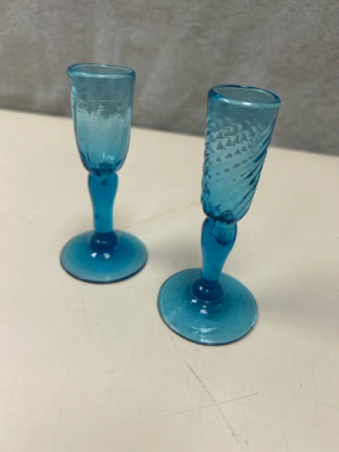 2 BLUE BLOWN GLASS CUPS