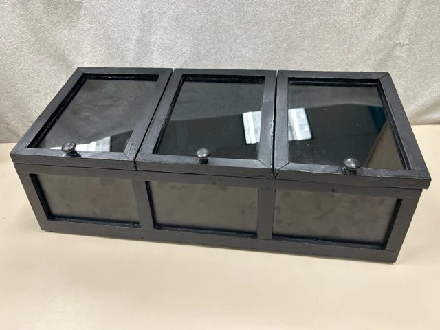 3 BLACK GLASS TEA BOX HOLDER
