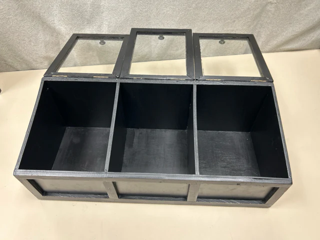 3 BLACK GLASS TEA BOX HOLDER - Image 2