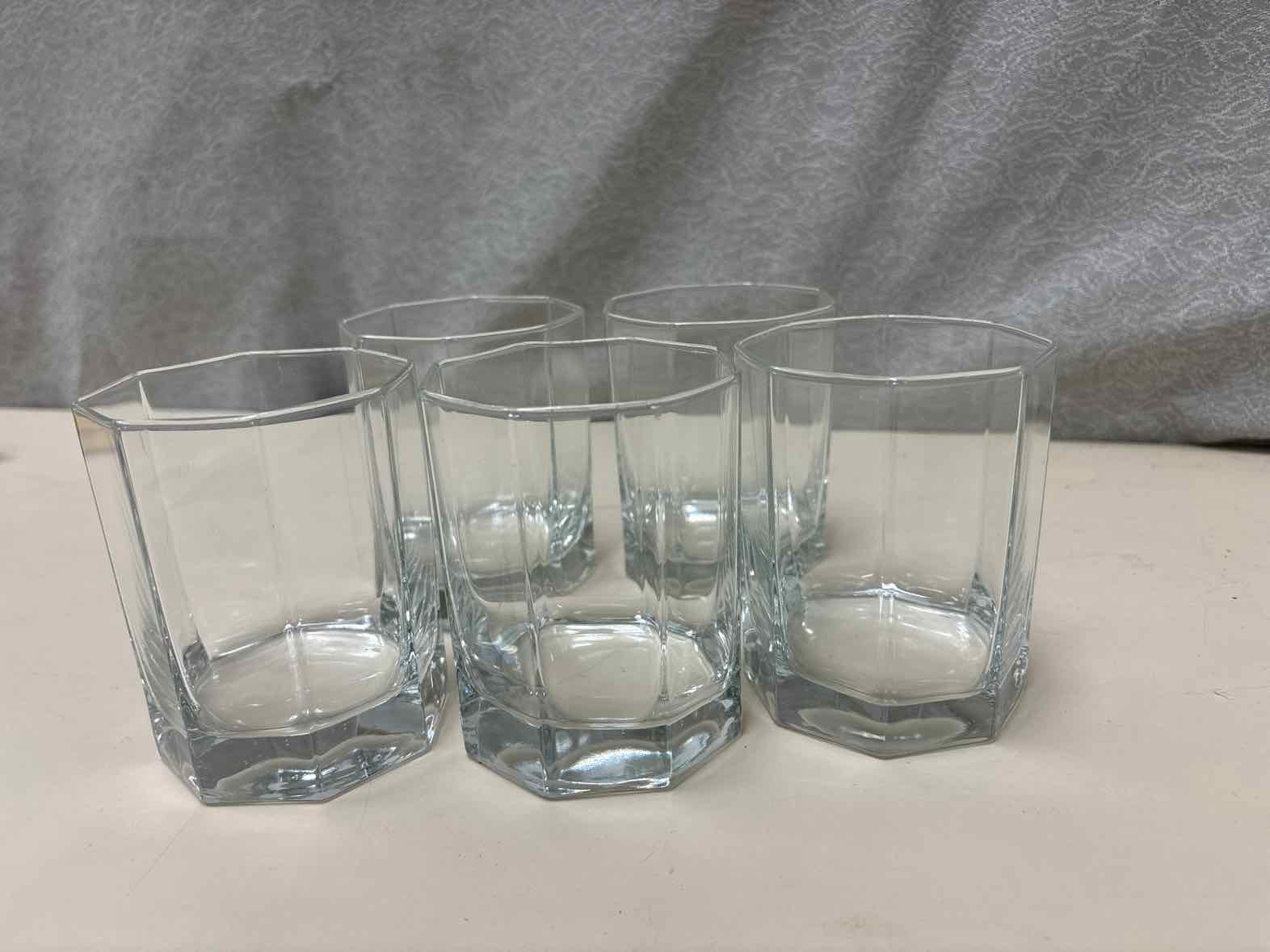 5 CLEAR SHORT GLASSES