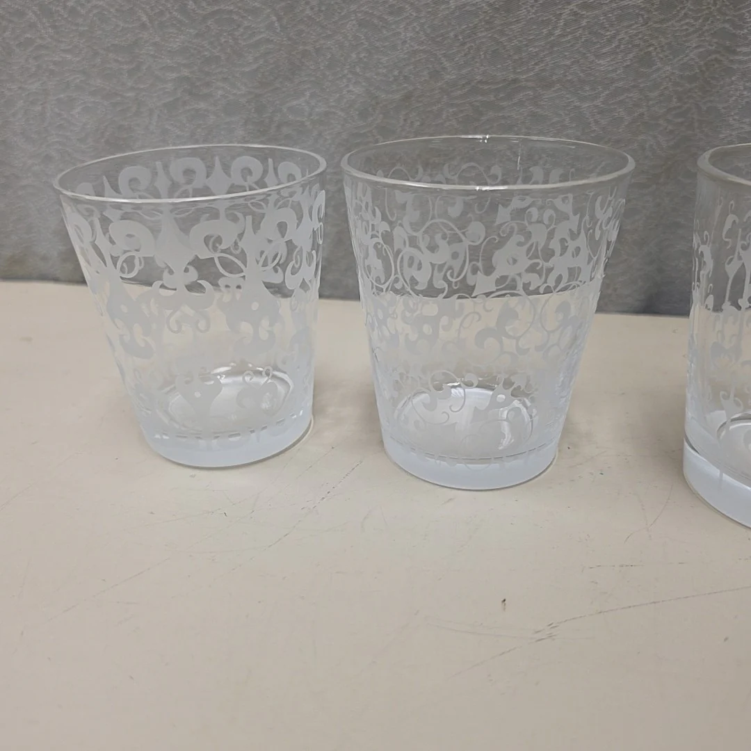 6 FROSTED SHORT GLASSES - Image 2