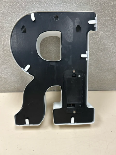 ASSORTED LIGHT UP LETTER HANGING - Image 2
