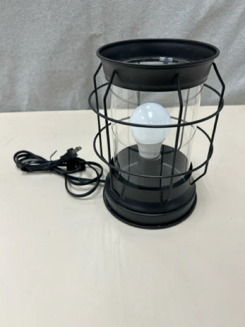LIGHT FIXTURES