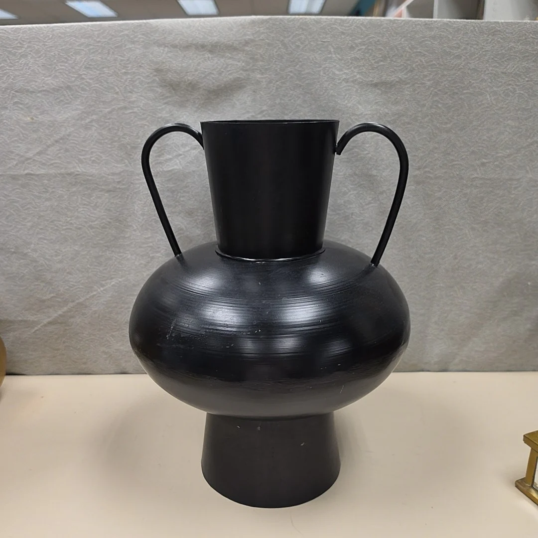 BLACK METAL VASE W/HANDLES
