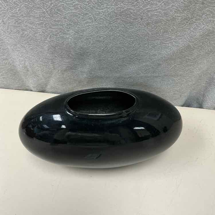 BLACK OBLONG VASE - Image 2