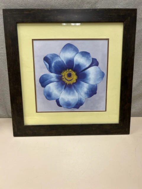 BLUE FLOWER ART
