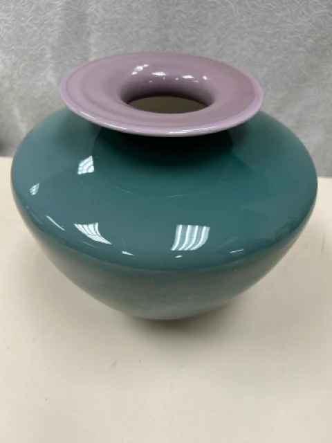 BLUE W/PINK TOP GLASS VASE