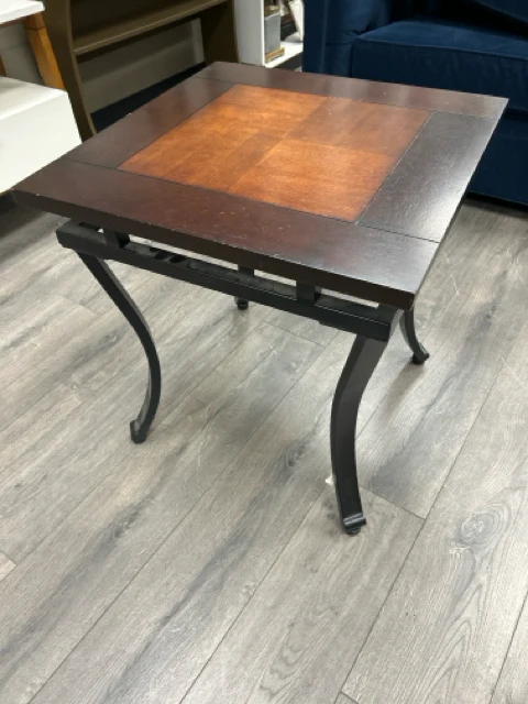 BROWN 2 TONE END TABLE