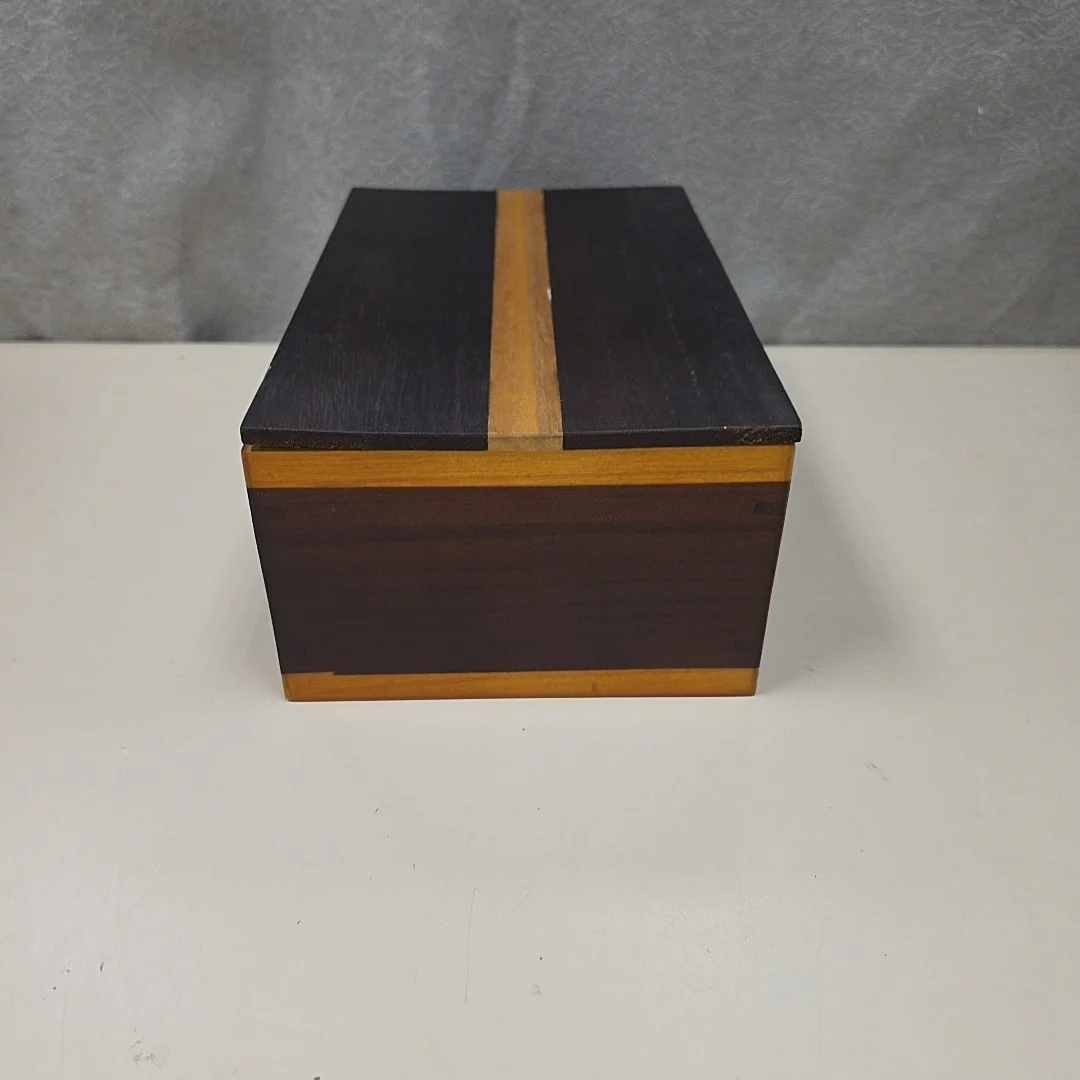 BROWN/GOLD WOODEN BOX - Image 2