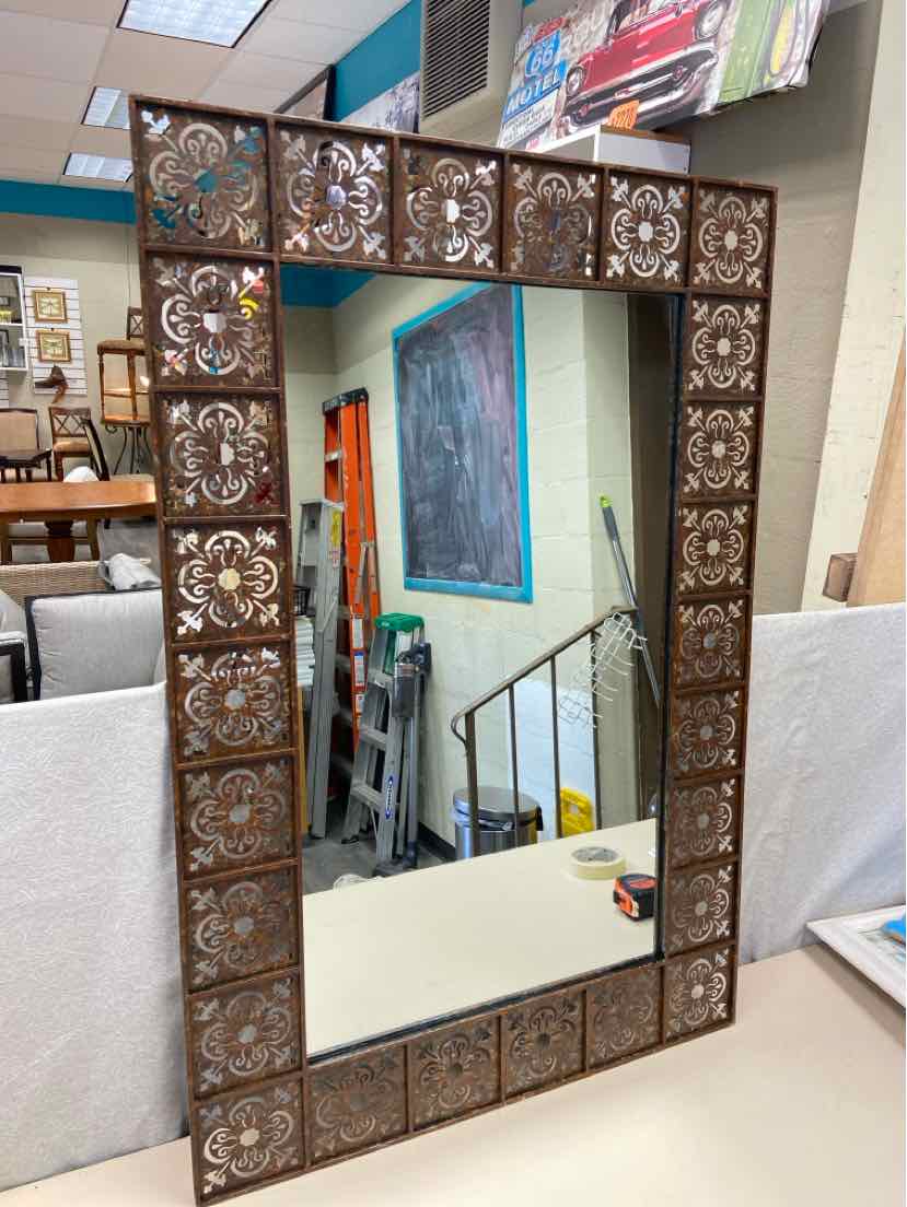 BROWN METAL CUT OUT DESIGN MIRROR