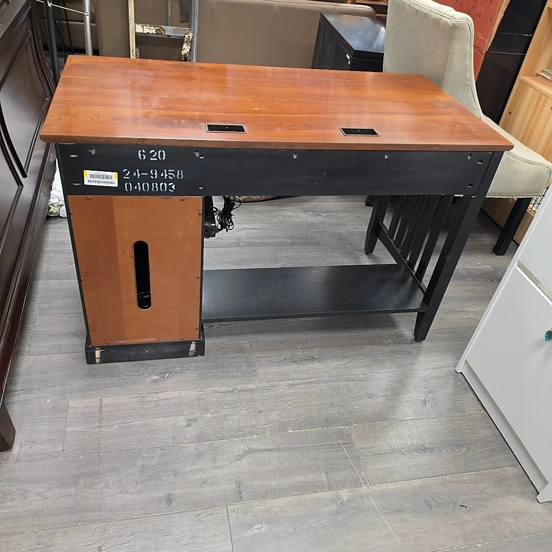 BROWN TOP BLACK BASE DESK - Image 3