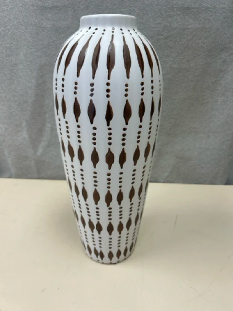 BROWN WHITE TALL CERAMIC VASE