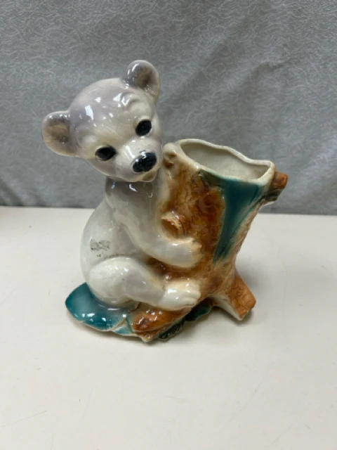 CERAMIC BEAR PLANTER