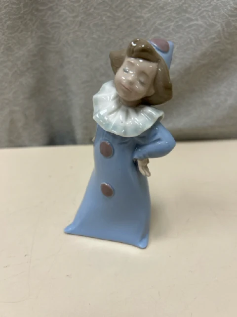 CERAMIC CLOWN FIGURINE