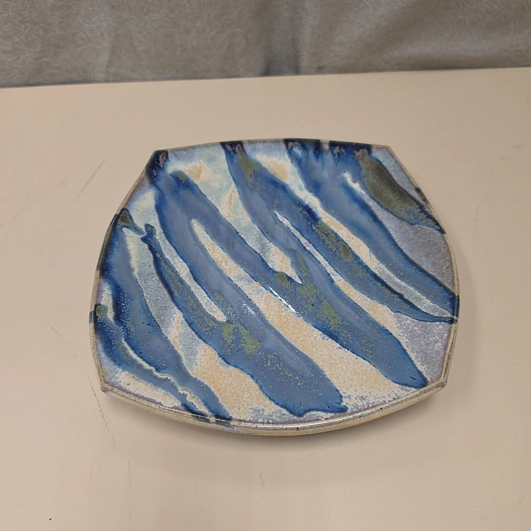 CERAMIC WALL HANGING DECO PLATE - Image 2