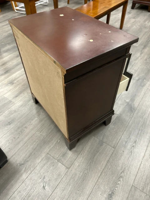 CHERRY 2 DRAWER NIGHTSTAND - Image 4