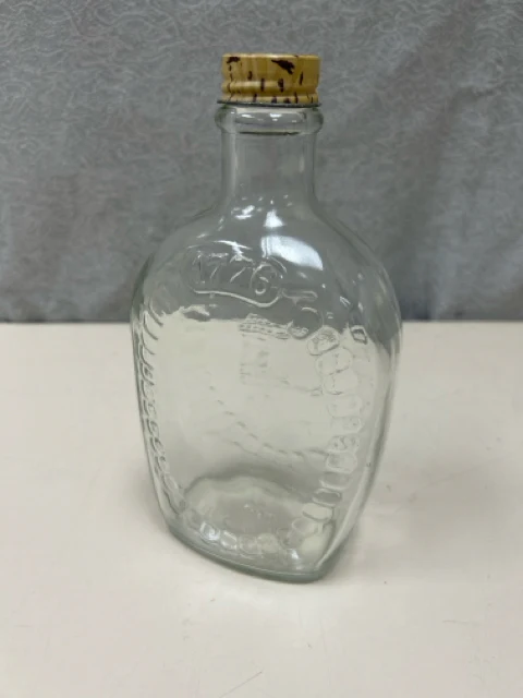 CLEAR GLASS LOG CABIN JAR