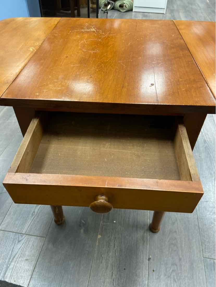 DROP LEAF SIDE 2 DRAWER - Image 3