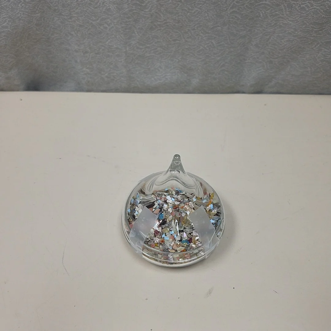 GLASS KISS W/SHELLS - Image 2