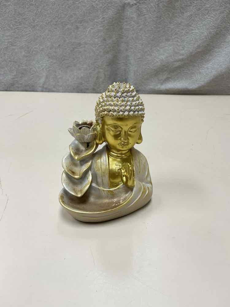 GOLD BUDDHA STATUE