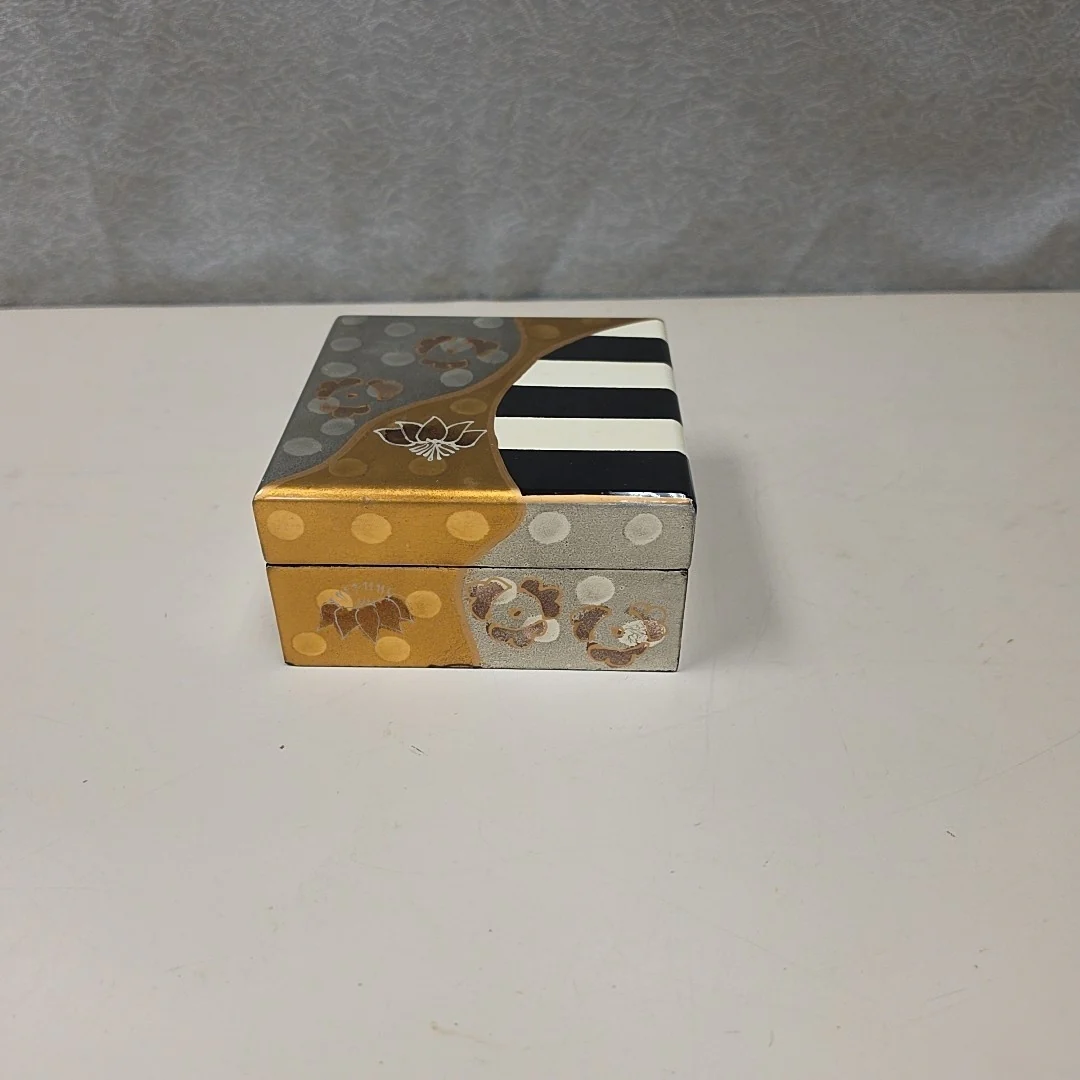 GOLD SILVER BOX - Image 3