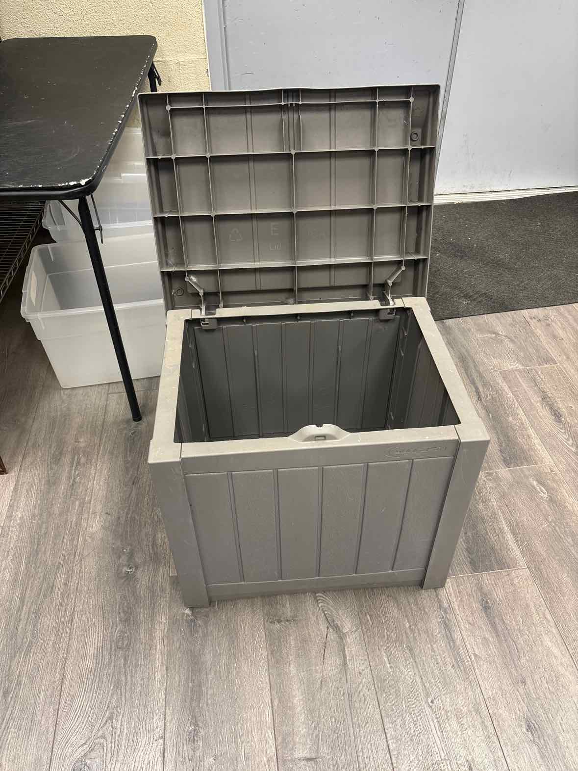 GRAY OUTDOOR STORAGE BIN - Image 2