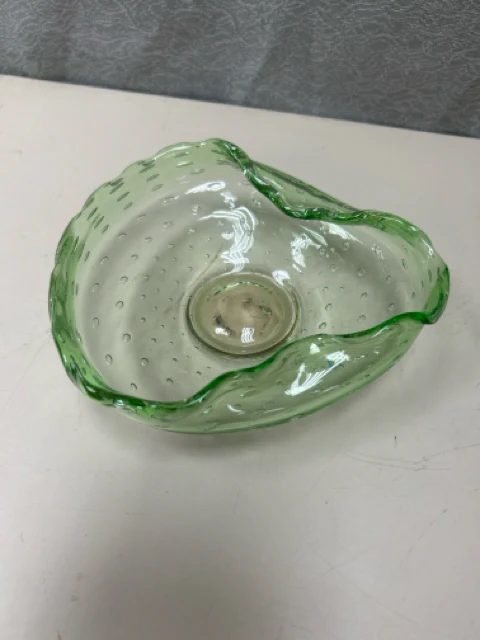 GREEN GLASS ABSTRACT BOWL