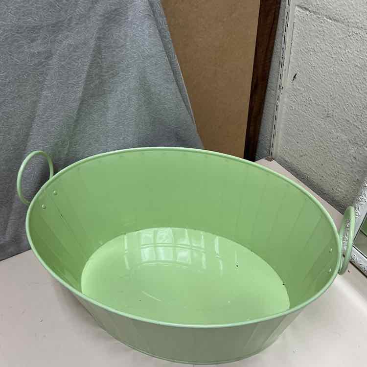 GREEN TIN BUCKET - Image 3