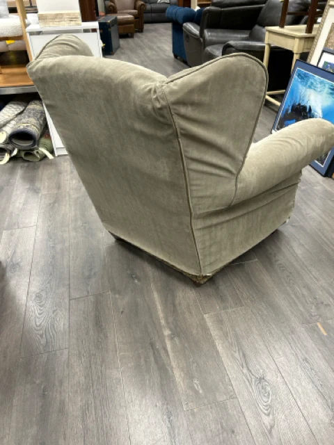GREY SLIPCOVERED ARMCHAIR - Image 2