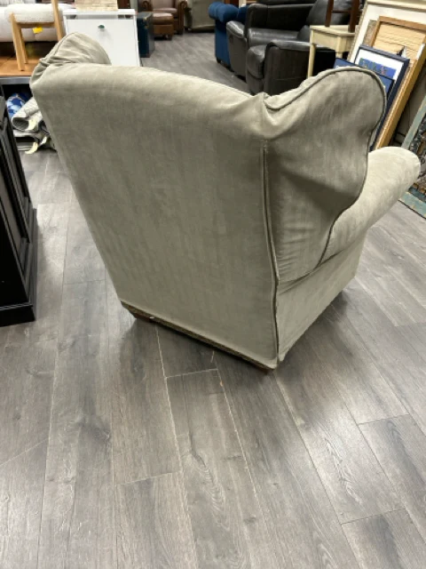 GREY SLIPCOVERED ARMCHAIR - Image 2