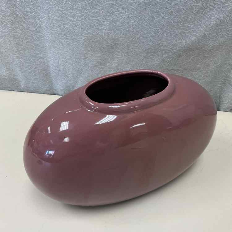 MAUVE OBLONG VASE - Image 3