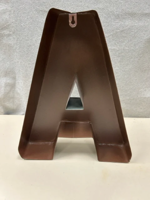 METAL A HANGING - Image 2