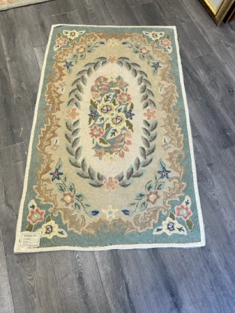 PINK GREEN FLORAL RUG - Image 2