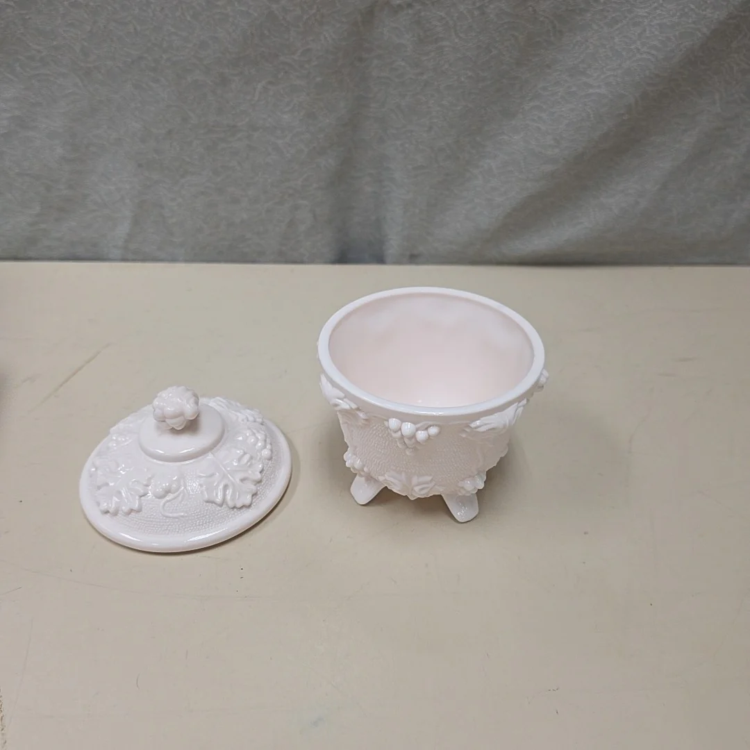 PINK MILK GLASS DISH - Image 2