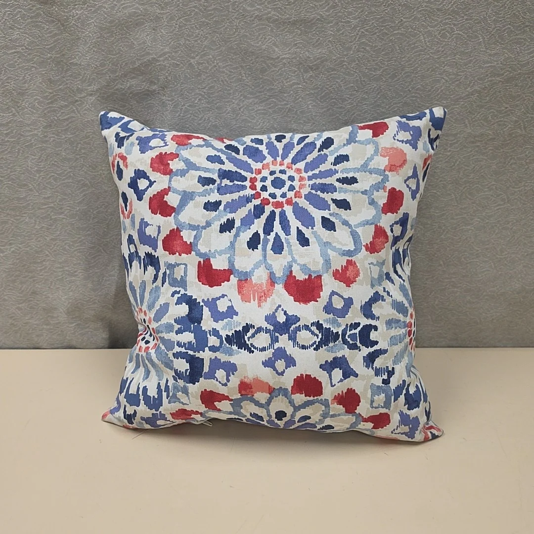 PURPLE BLUE PILLOW OUTDOOR