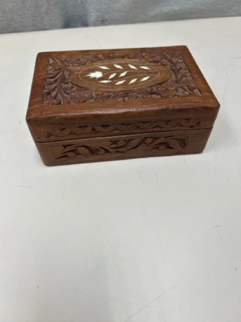 RECTANGLE WOODEN BOX