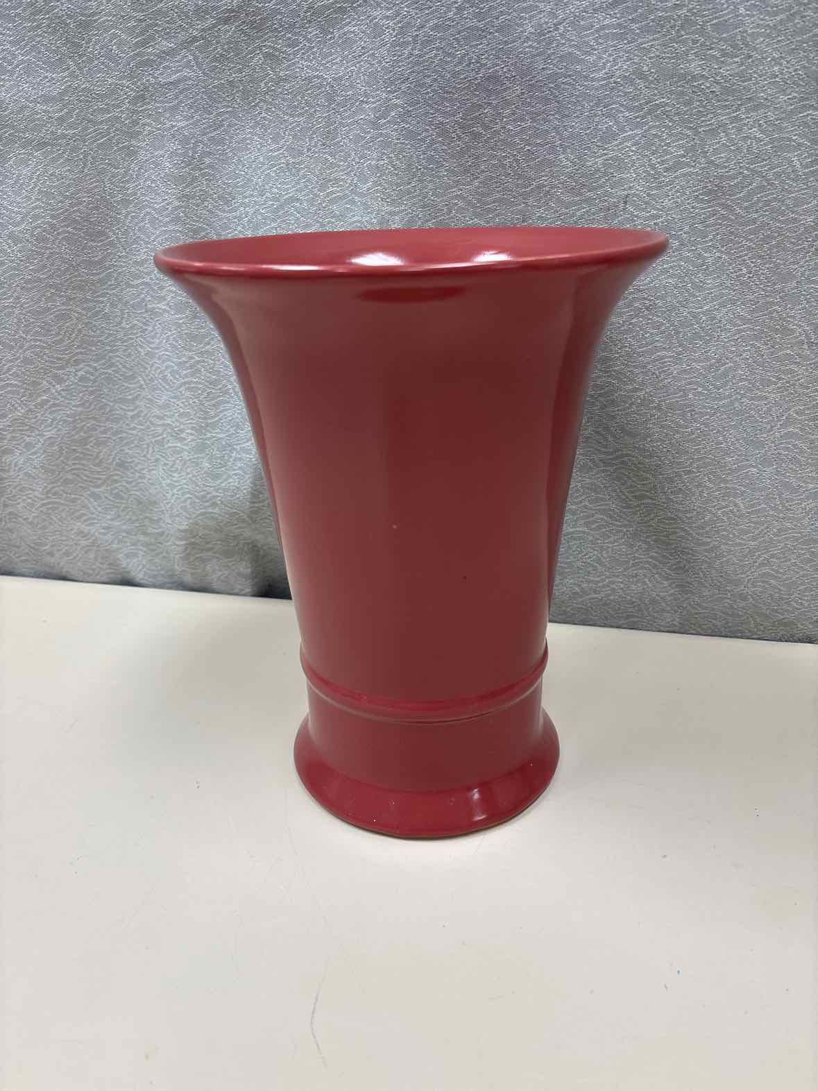 RED PINK CERAMIC VASE