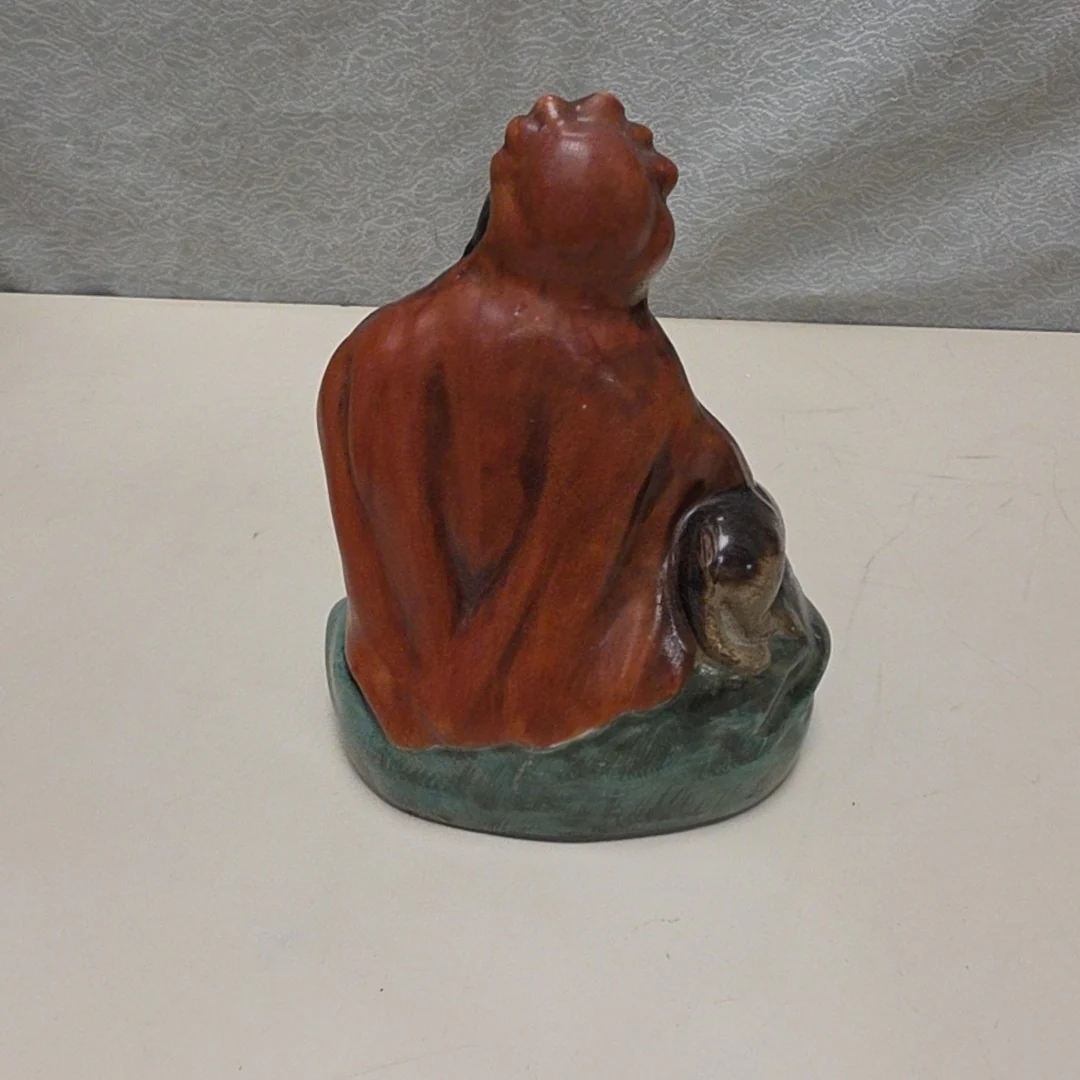 RED RIDING HOOD CERAMIC FIGURE - Image 3