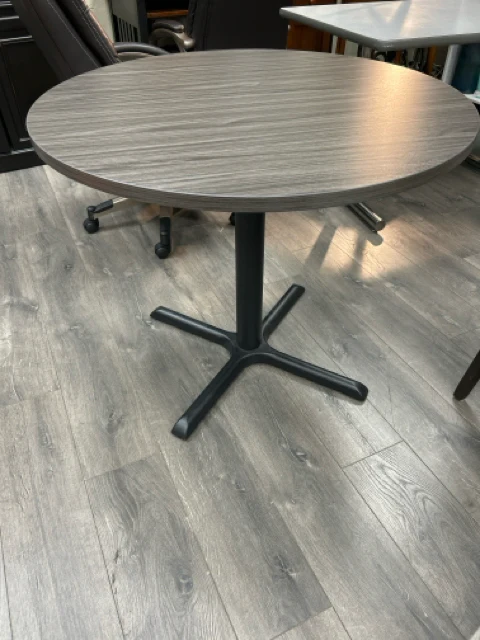 ROUND GRAY TOP METAL BASE