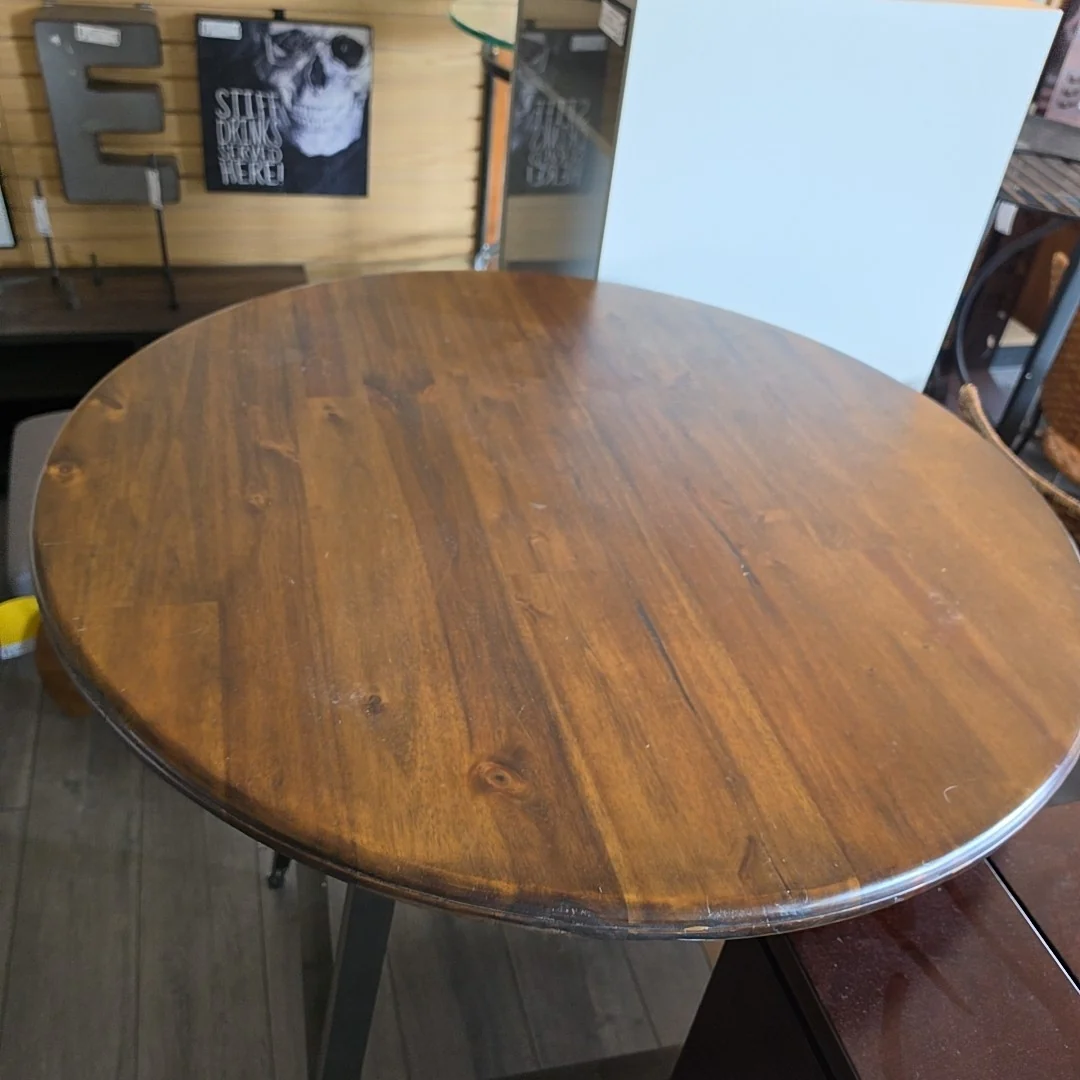 ROUND HI TOP TABLE - Image 2