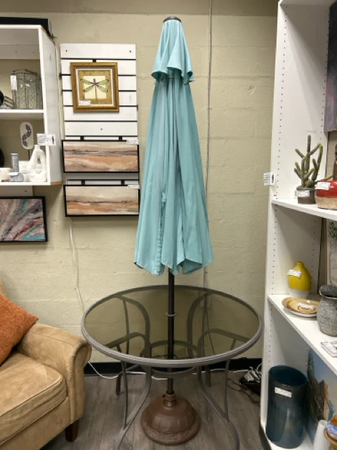 ROUND METAL GLASS TABLE & LIGHT BLUE UMBRELLA W/STAND