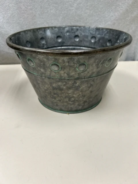 SILVER METAL PAIL