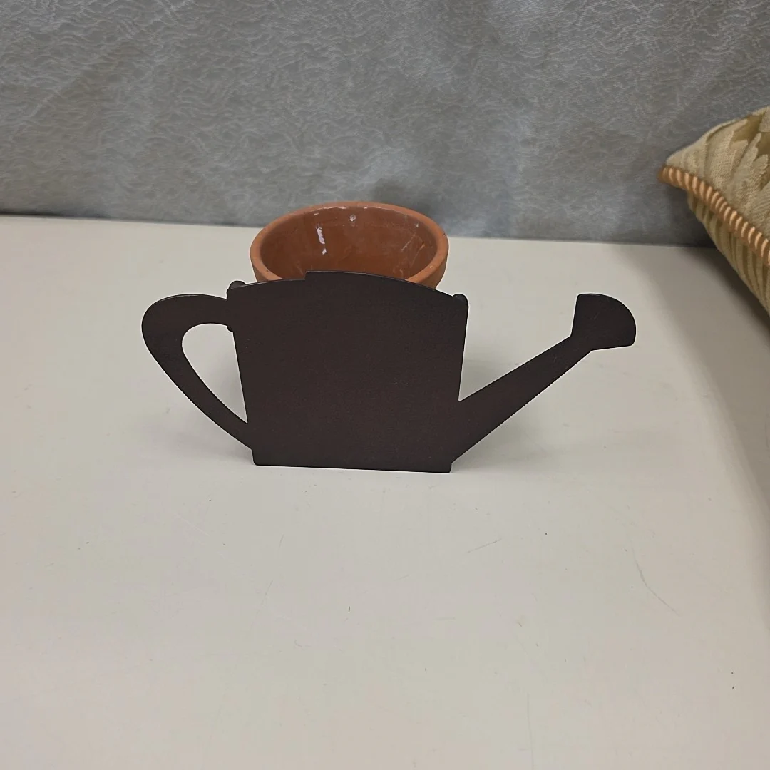 SM WATERING CAN W/PLANTER - Image 2