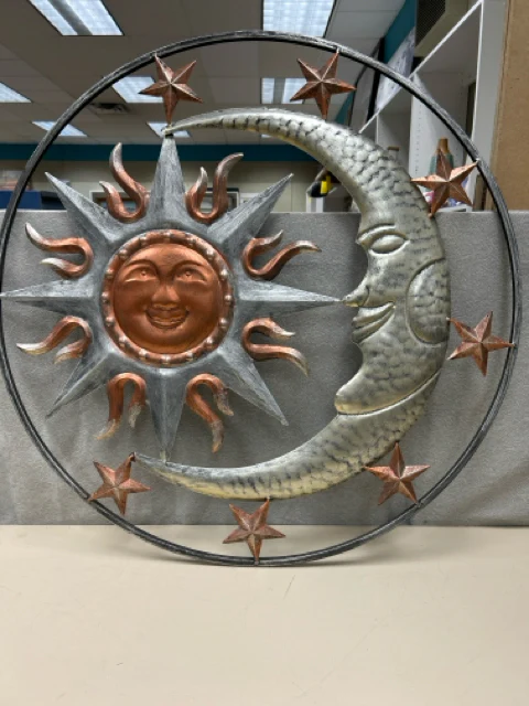 SUN MOON ROUND HANGING