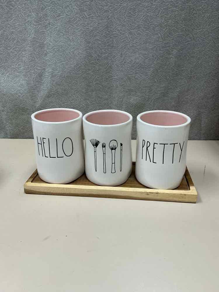 VANITY TRAY