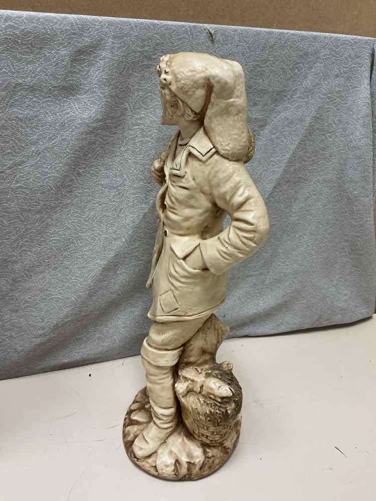 VINTAGE MAN IN JACKET STATUE - Image 3