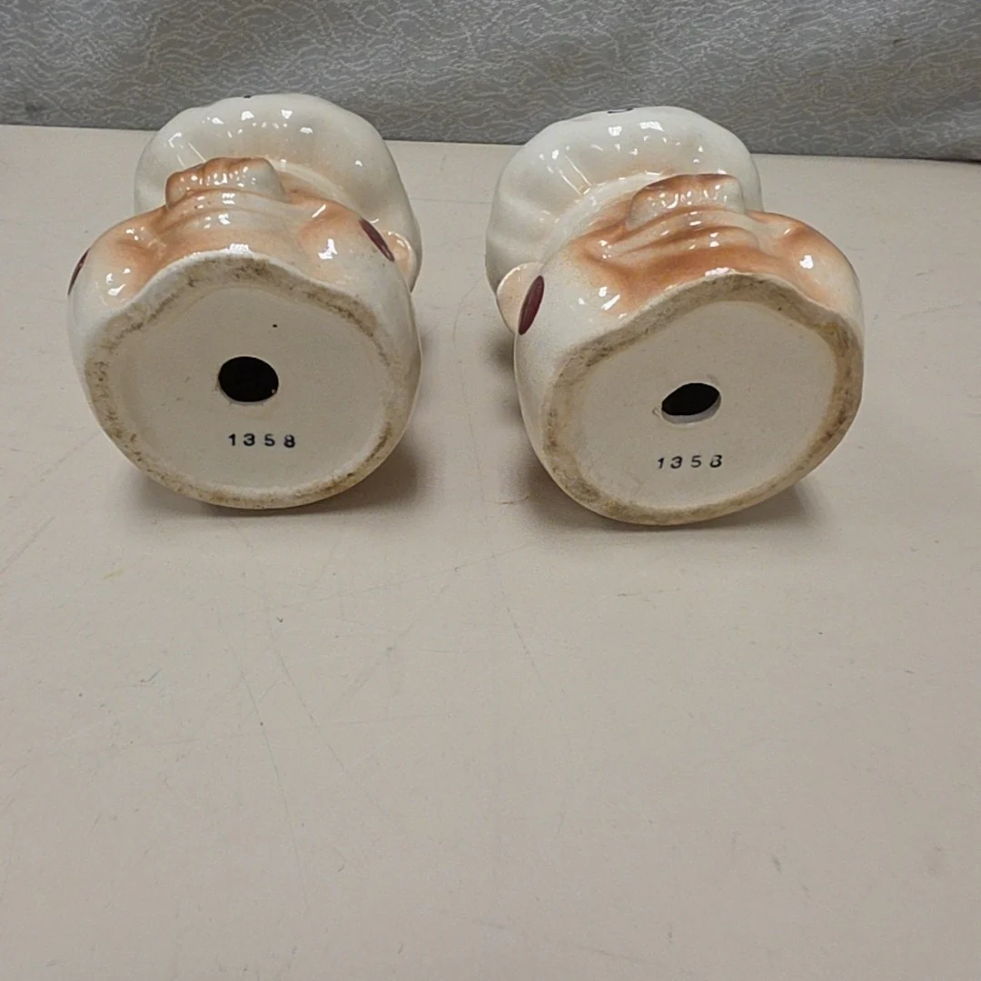 VINTAGE PIG S/P SHAKERS - Image 2
