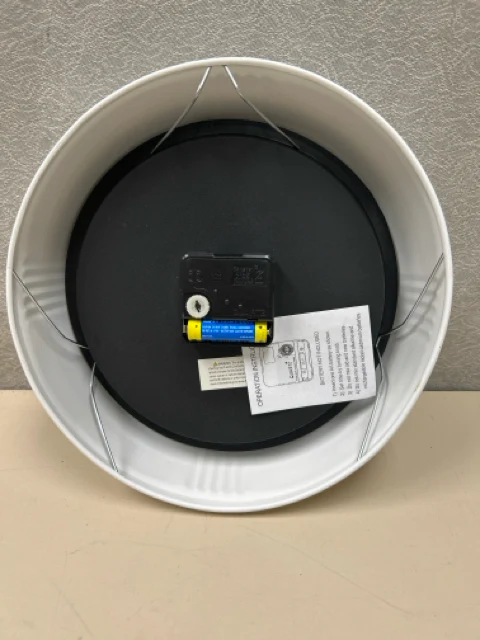 WHITE FRAME CLOCK - Image 2