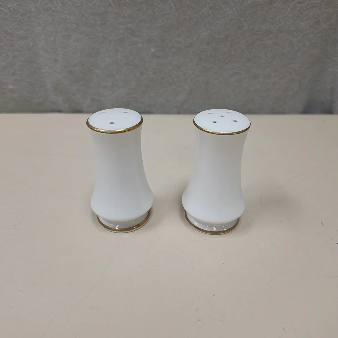 WHITE GOLD TRIM S/P SHAKERS