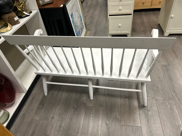 WHITE WOOD BENCH - Image 3